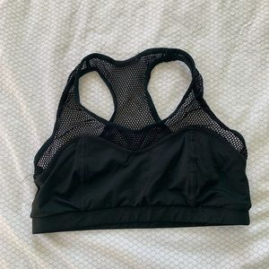 Michi black sports bra